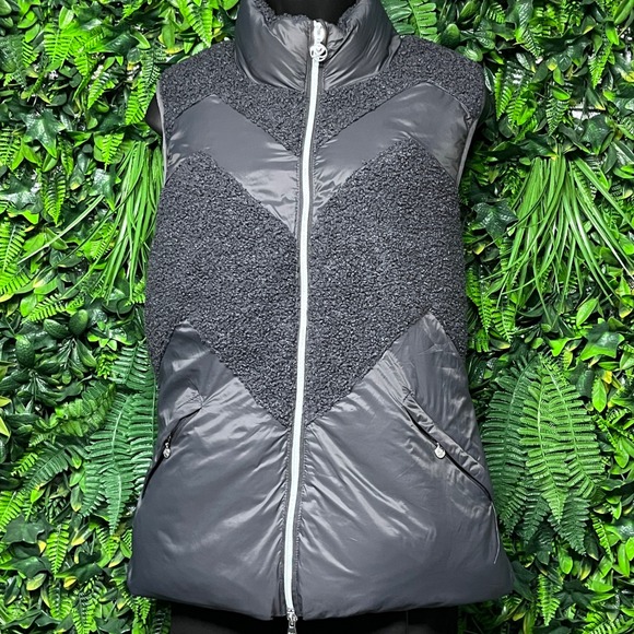 Daily Sports Born in Sweden Vest Women's Medium Gray Puffer‎ Jacket 3104 - Picture 9 of 14